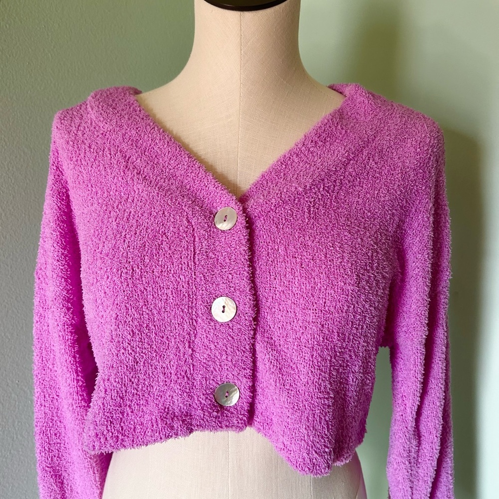 Women’s Cropped Sweater Wild Fable